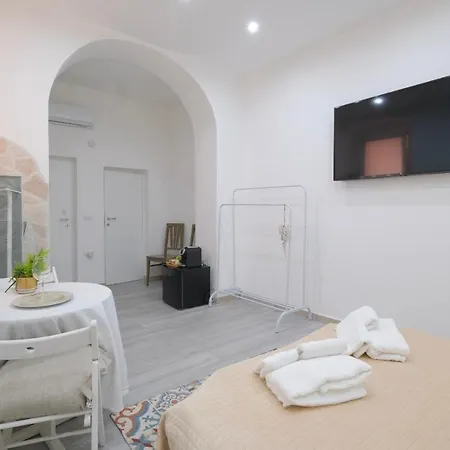 Antonia'S House Apartment Bari Exterior photo